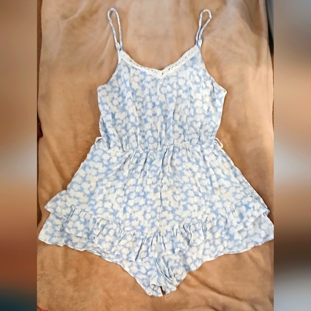 Rue21 Baby Blue Daisy Dress - L